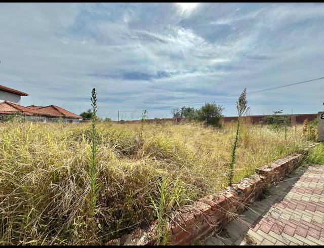 948M² VACANT LAND FOR SALE IN SERALA VIEW